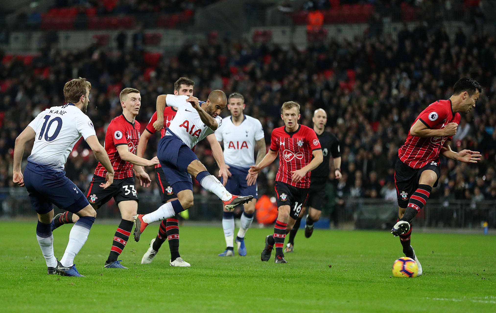 欧冠比赛中 欧冠比赛中
