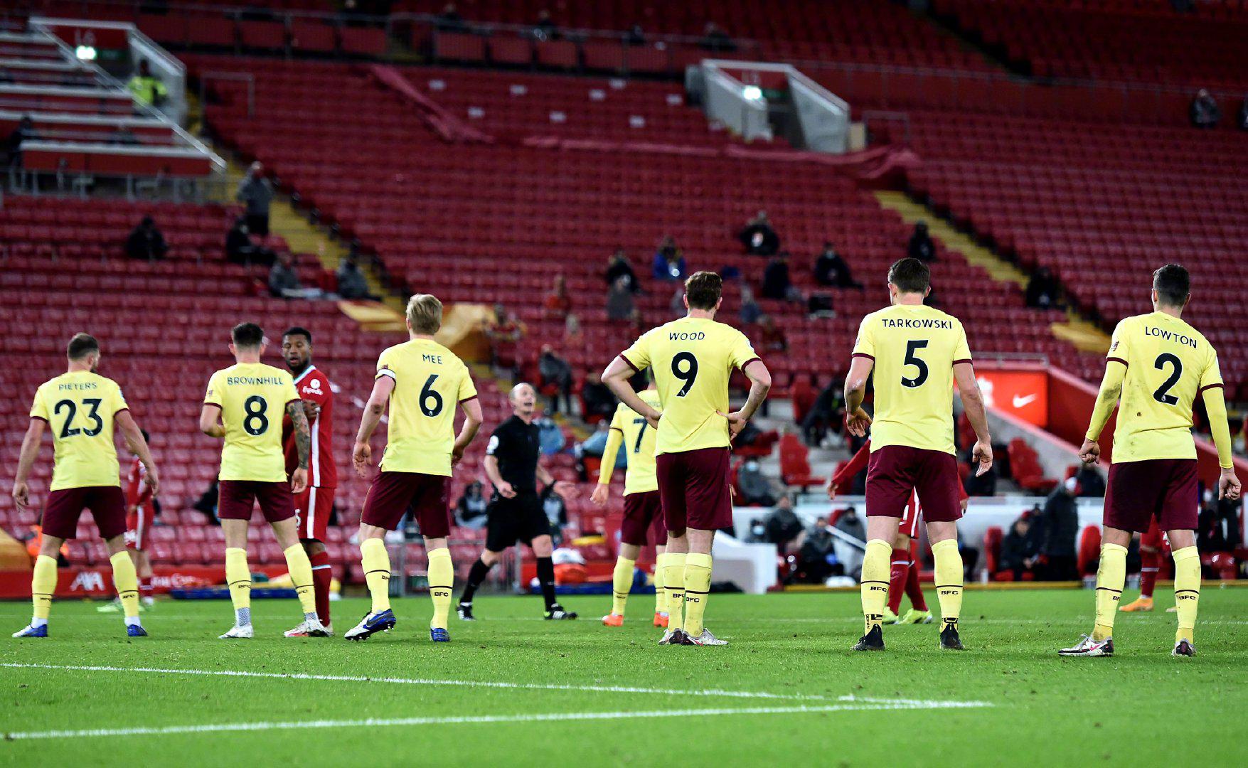 结合薩内的 结合薩内的